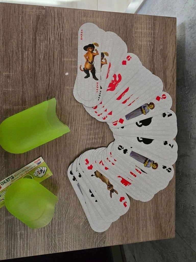 Shrek speelkaarten in groene houder, Ophalen of Verzenden, Nieuw, Speelkaart(en)