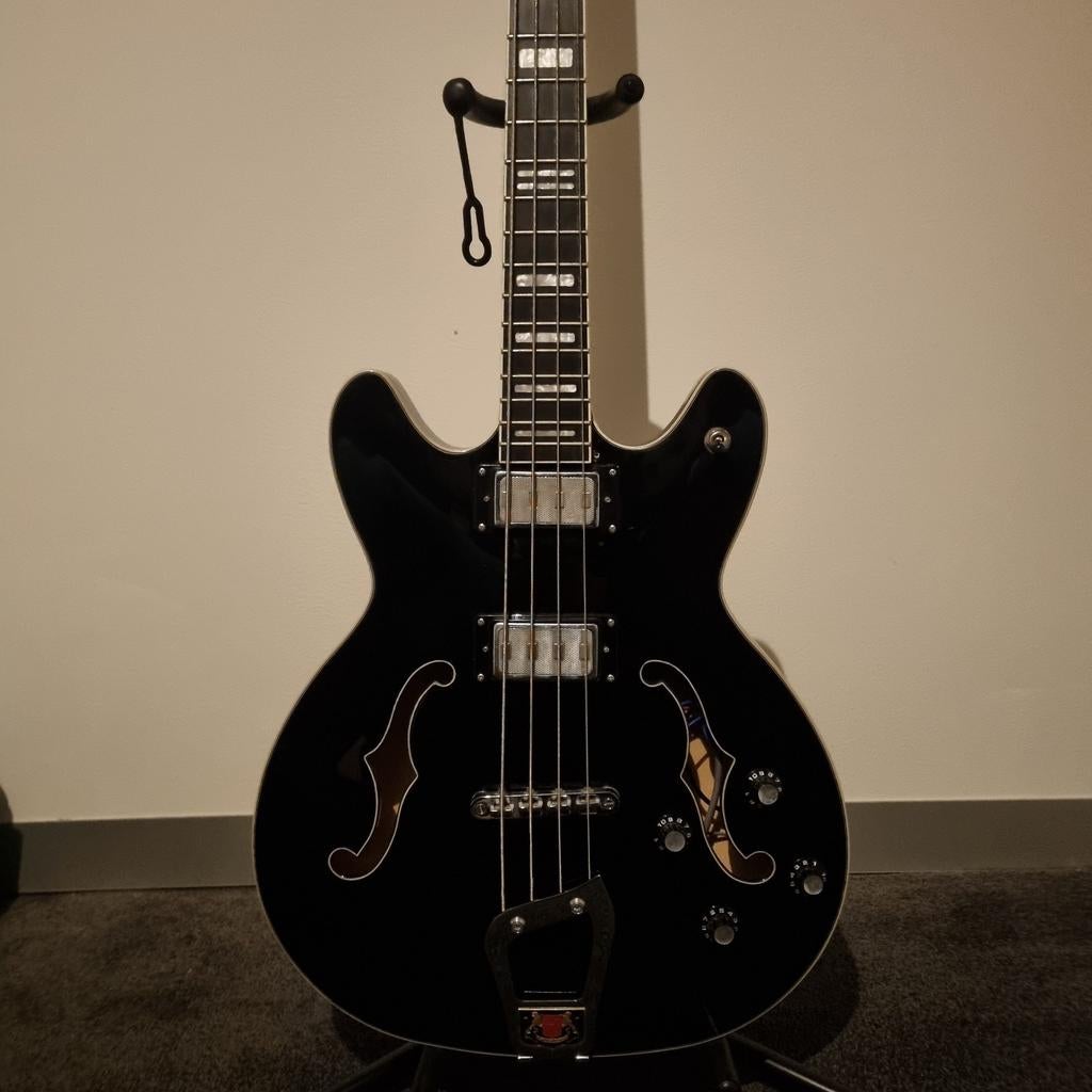 Hagström viking bass, Ophalen, Zo goed als nieuw, Hollow body, Overige merken