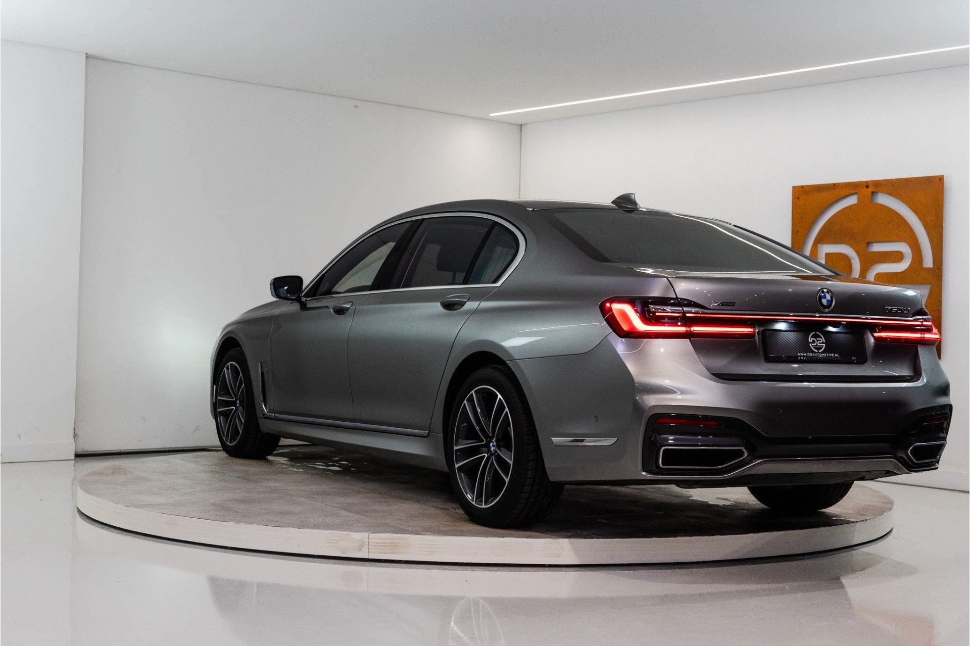 BMW 7 Serie 750Li xDrive High Executive 531PK | Bowers&Wilki, Auto's, BMW, Automaat, 12 maanden, Gebruikt, 4395 cc