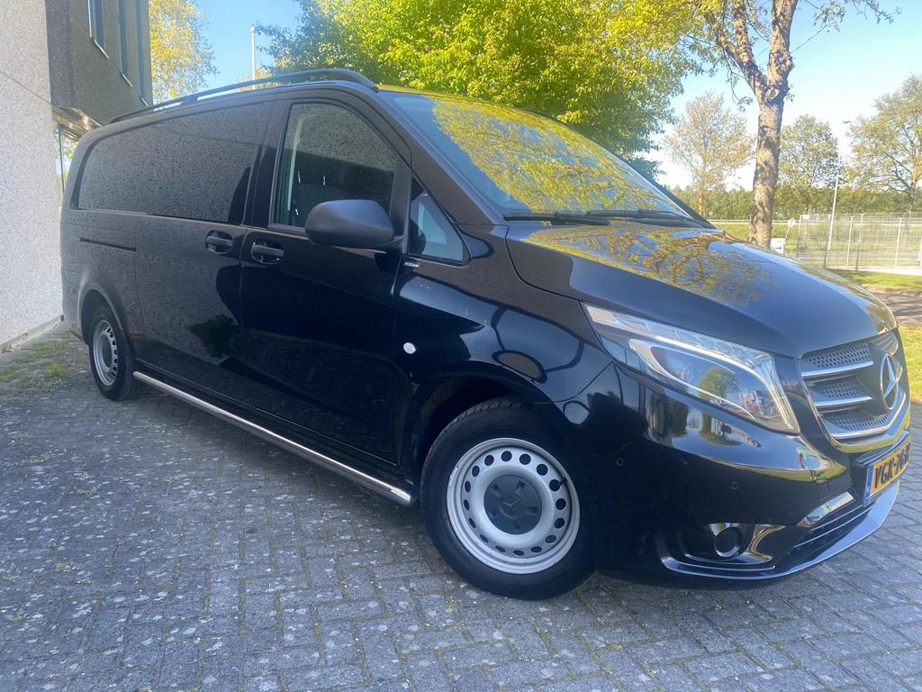 Mercedes-Benz Vito 114CDI Aut Navi ECC LED 5 PERS 7/2020!!, Auto's, 4 cilinders, Zwart, Bedrijf, Diesel