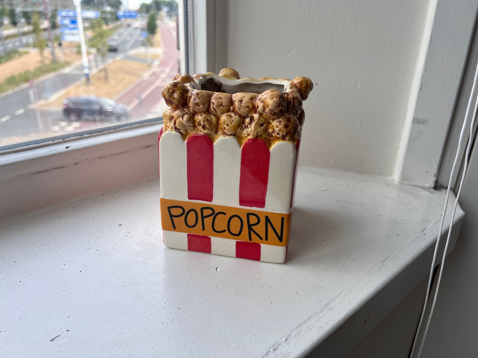 Leuk keramiek popcorn potje voor plantje - Rotterdam Zuid, Ophalen, Gebruikt, Meerkleurig, Steen/keramiek