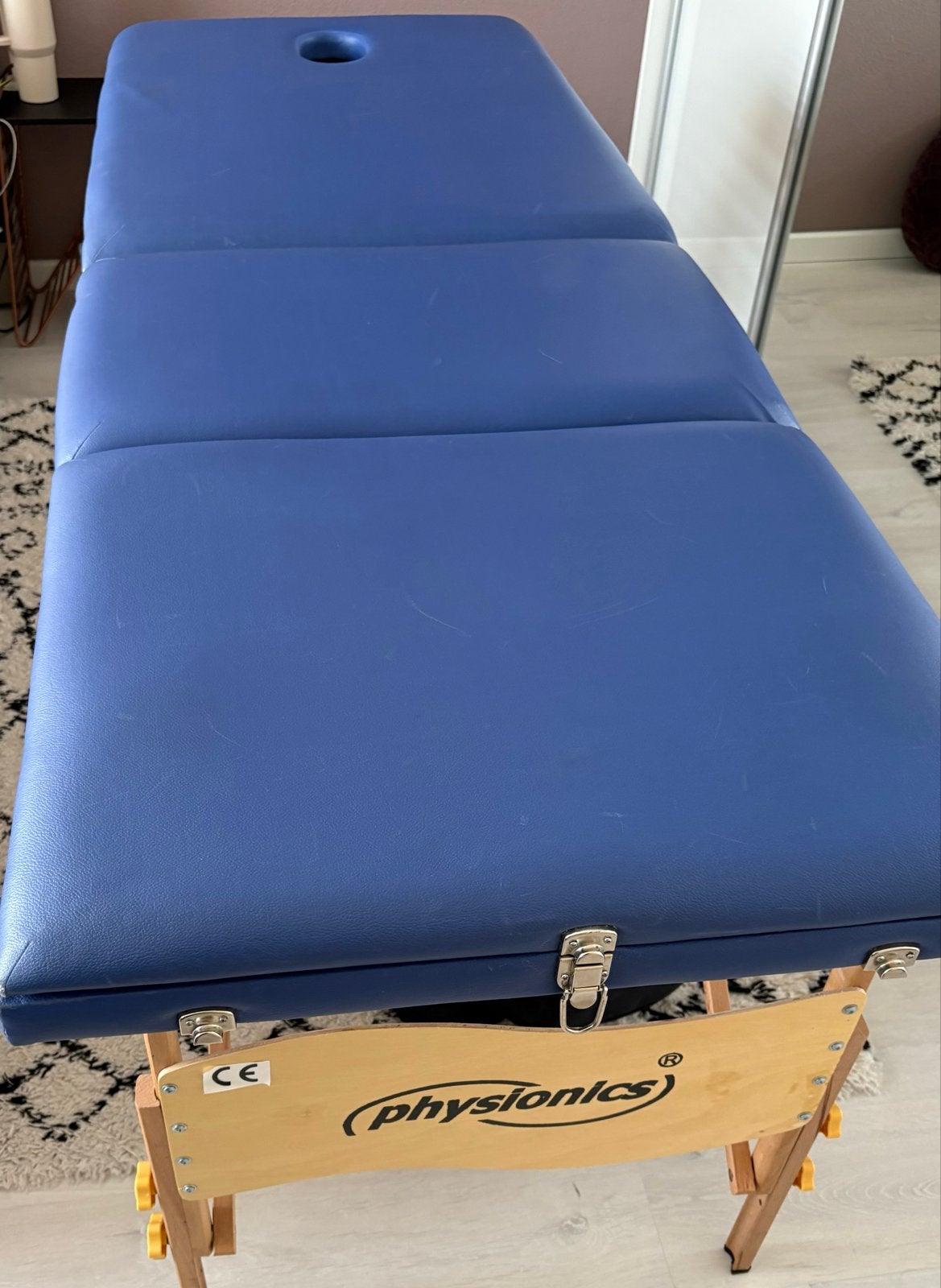 Physionics Massagetafel met tas, 70cm breed, verstelbare rug, Ophalen, Gebruikt, Massagetafel