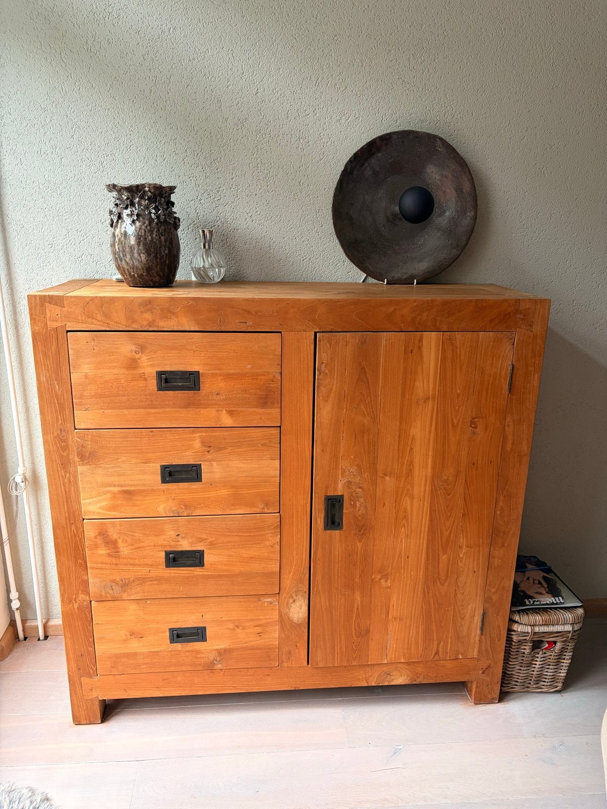 Massief houten dressoir met lades en deuren, Ophalen, Gebruikt, 100 tot 150 cm, Met lade(s)