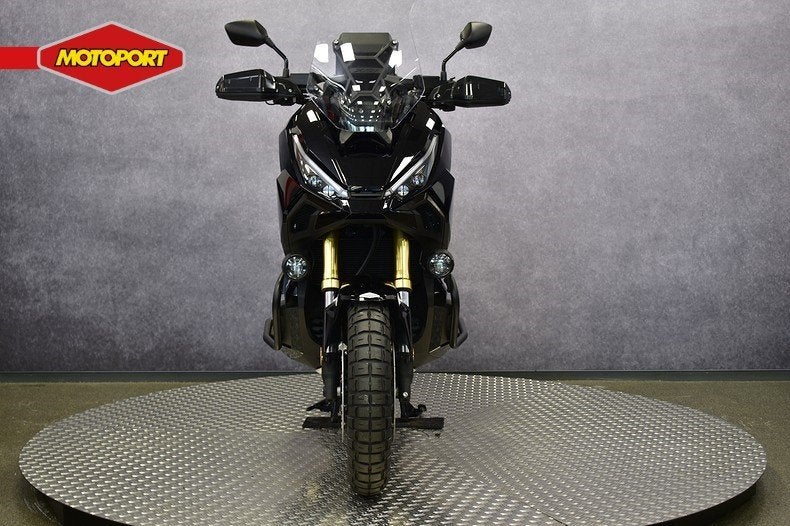 Honda X ADV (bj 2025), Info@motoportwormerveer.nl, Scooter, Honda Motor Europe, Crystal Bldng B-Unit B11.2 Rivium Blv200
2909 LK  Capelle aan den IJsel, NL