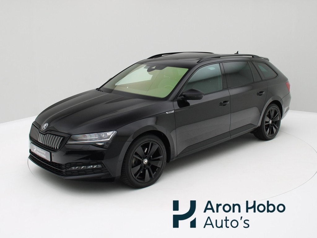 Skoda Superb Combi 1.4 TSI iV Sportline Pano, Stoelventilati, Gebruikt, 4 cilinders, Zwart, Leder