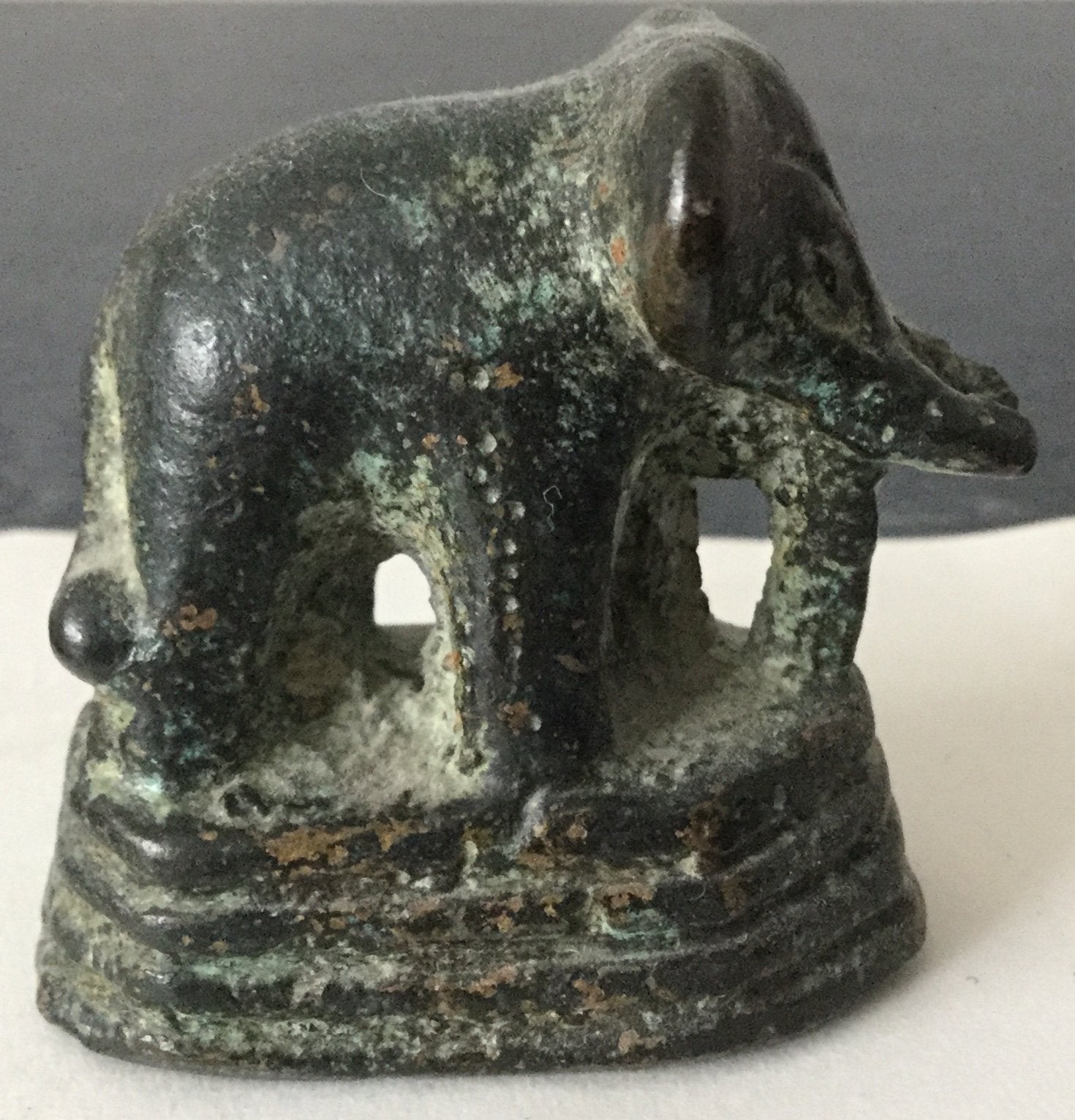 Bronzen opiumgewicht in de vorm van een olifant, Ophalen of Verzenden, Brons
