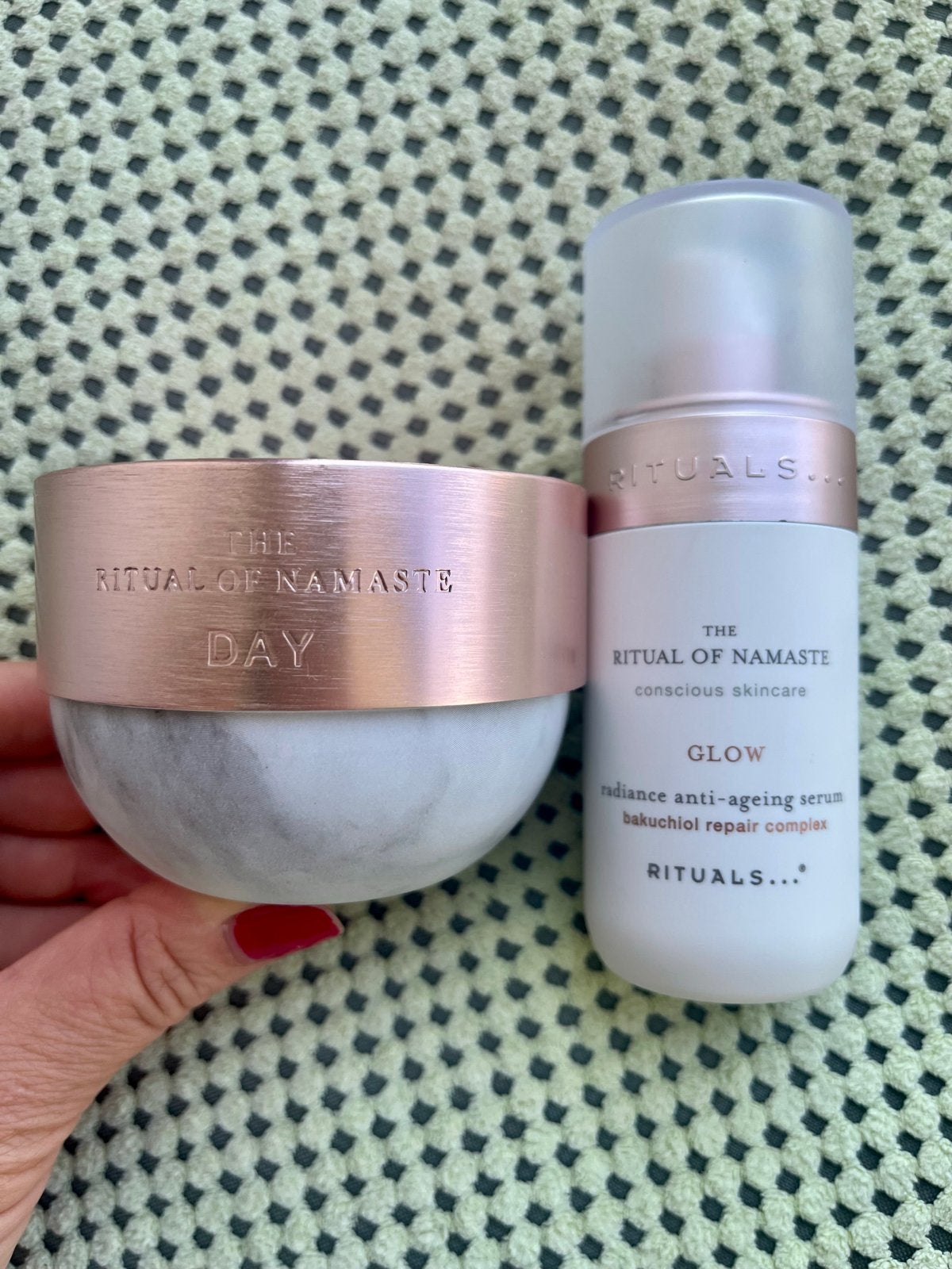 Rituals Glow Dagcrème en Serum - The Ritual of Namaste, Ophalen of Verzenden, Zo goed als nieuw, Gehele gezicht, Verzorging