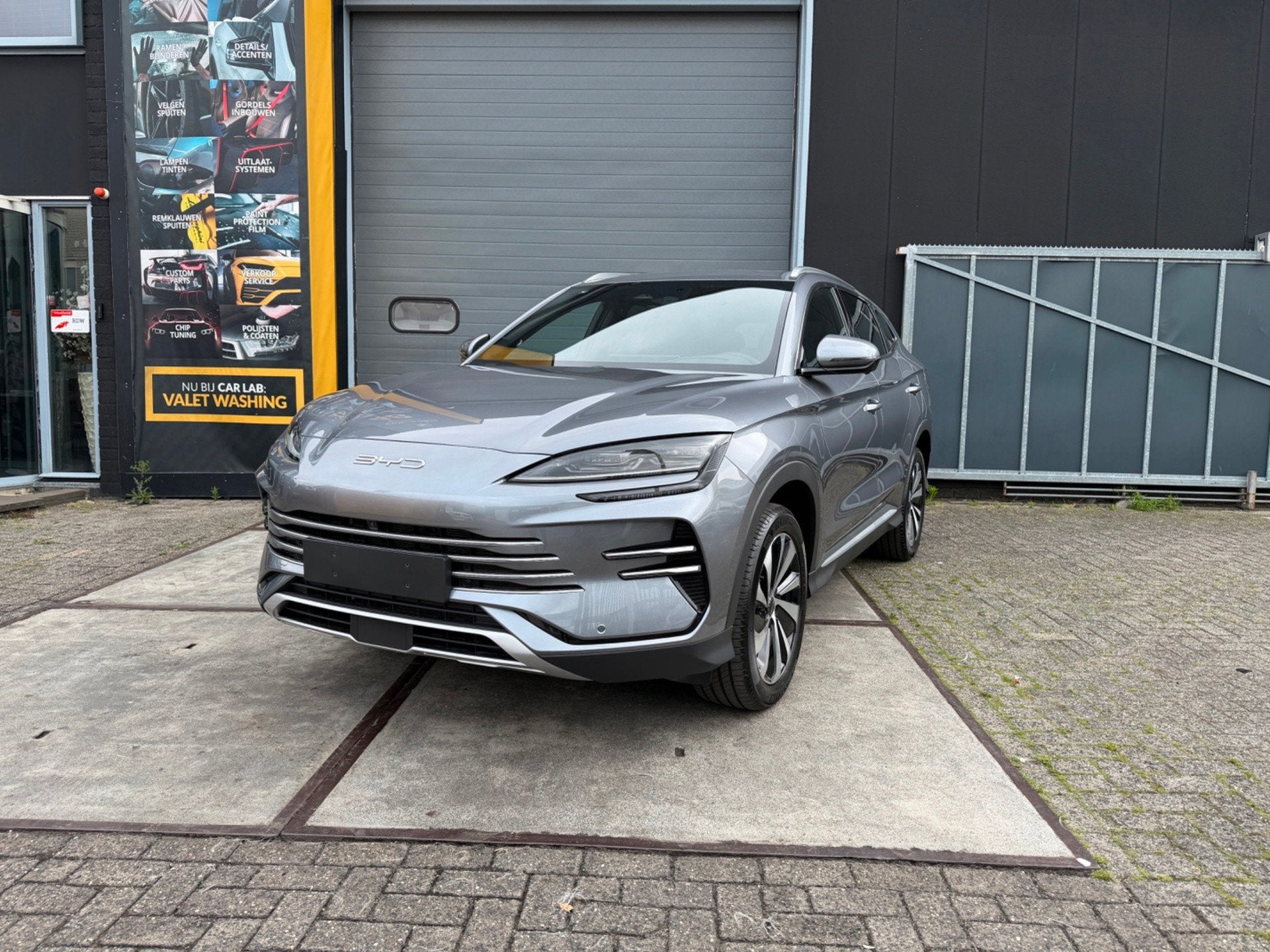 BYD SEAL U 1.5 DM-i FWD Boost | 360 | Pano | Leder | CarPlay, Seal U, 1498 cc, Zwart, 4 cilinders