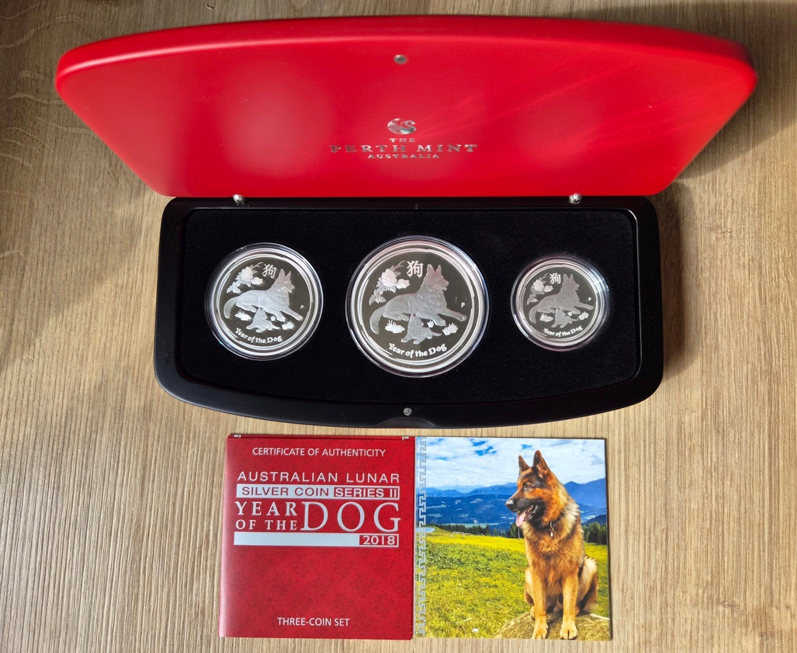 Three-coin set Year of the Dog 2018, Ophalen of Verzenden, Zilver