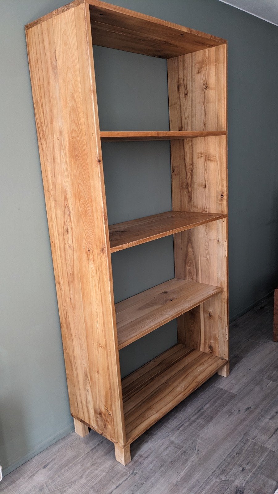 Massief eikenhout kast (moet snel weg), Ophalen, Met plank(en), Gebruikt, 100 tot 150 cm