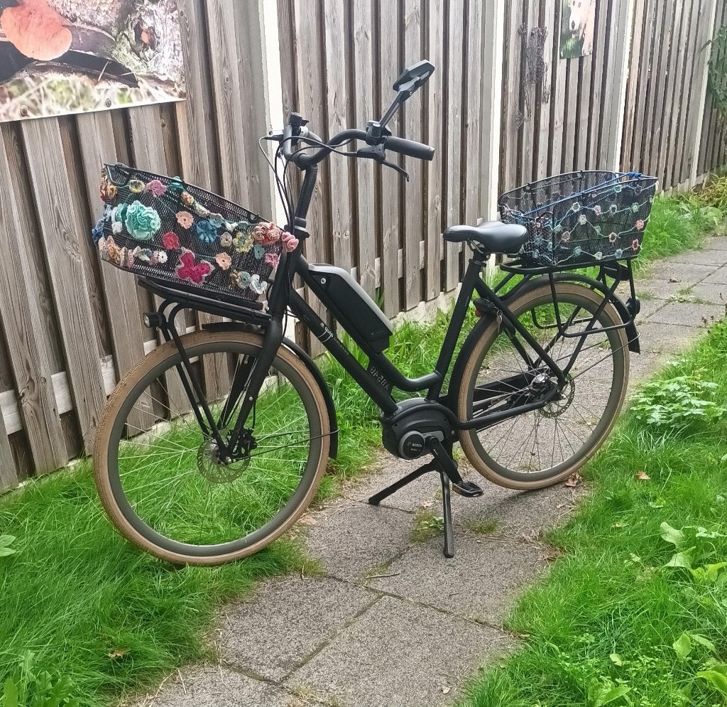 Foto 4 van Cortina E-U4 Transport elektrische fiets met manden