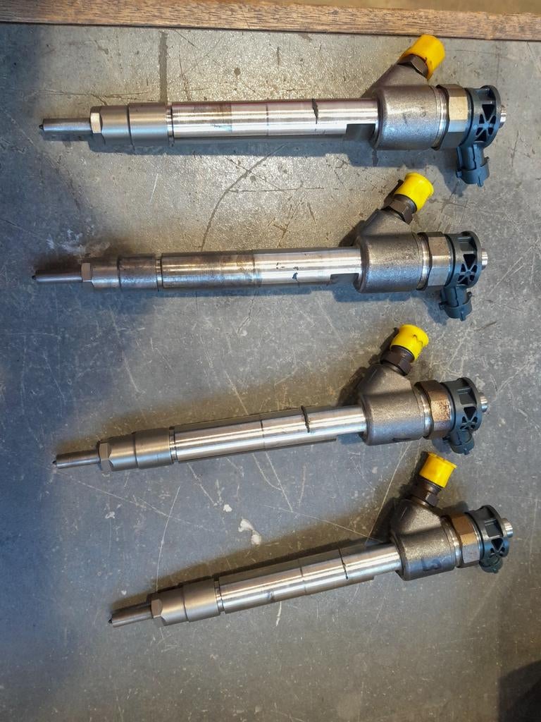 Bosch Injectoren / Verstuivers 0 445 110 954 - Set van 4, Ophalen of Verzenden, Nieuw, Opel