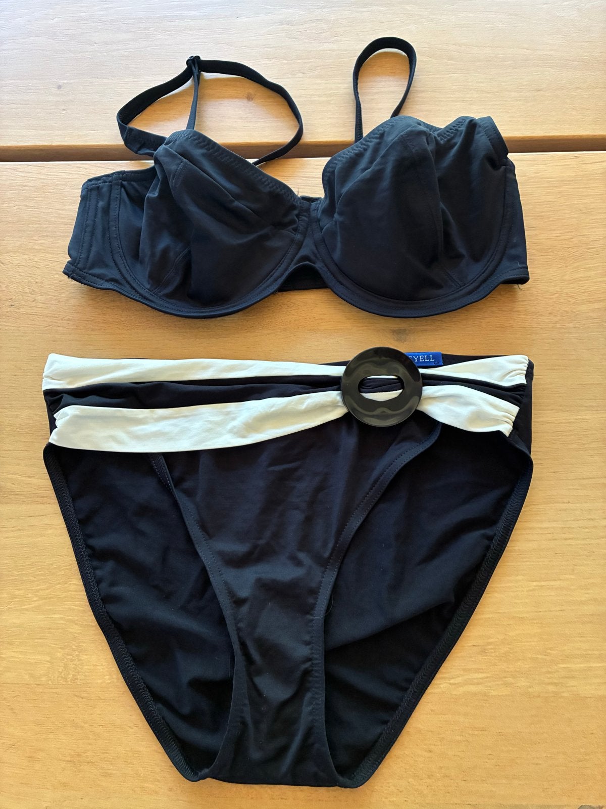 Cyell bikini 36D zwart beugel zgan, Kleding | Dames, Ophalen of Verzenden, Zo goed als nieuw, Zwart, Bikini