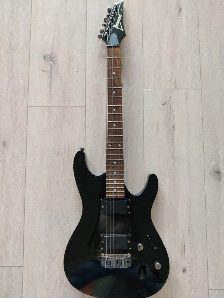 Ibanez elektrische gitaar, goede staat, Muziek en Instrumenten, Snaarinstrumenten | Gitaren | Elektrisch, Ophalen of Verzenden