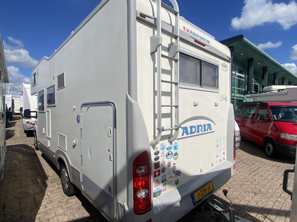 Adria Coral A 660 SP Familiecamper 2 airco s wintersale, Caravans en Kamperen, Campers, Alkoof, Fiat, Bedrijf, Adria