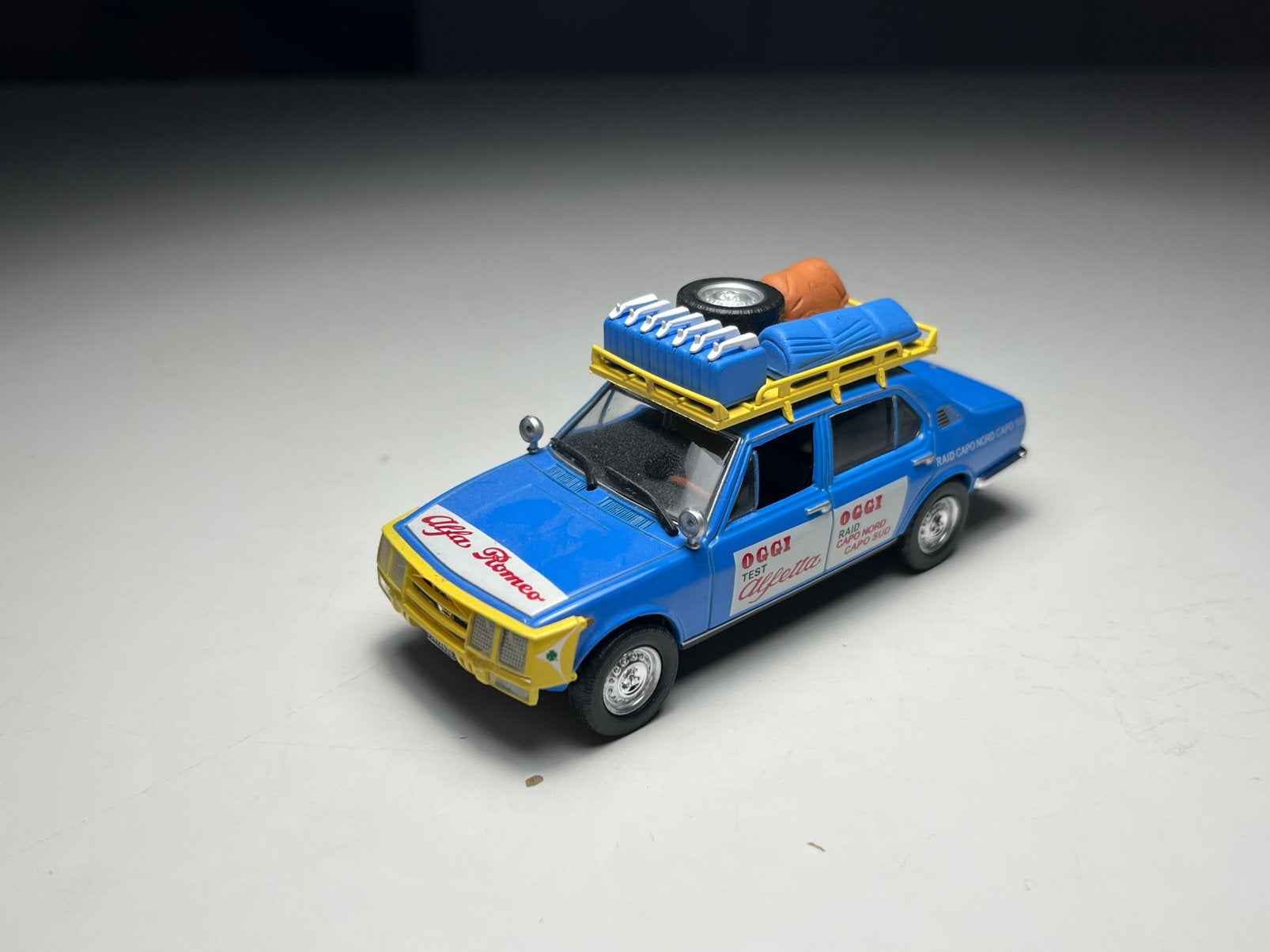 Metro - Alfa Romeo Alfetta - Schaal 1:43, Ophalen of Verzenden, Zo goed als nieuw, Auto, Overige merken