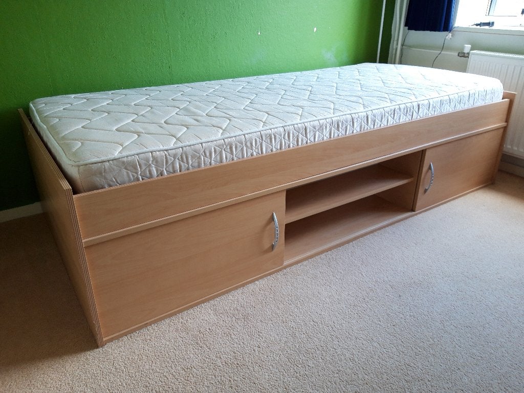 Mooi bed en bijpassend bureau, Ophalen, Gebruikt, 90 cm, Eenpersoons