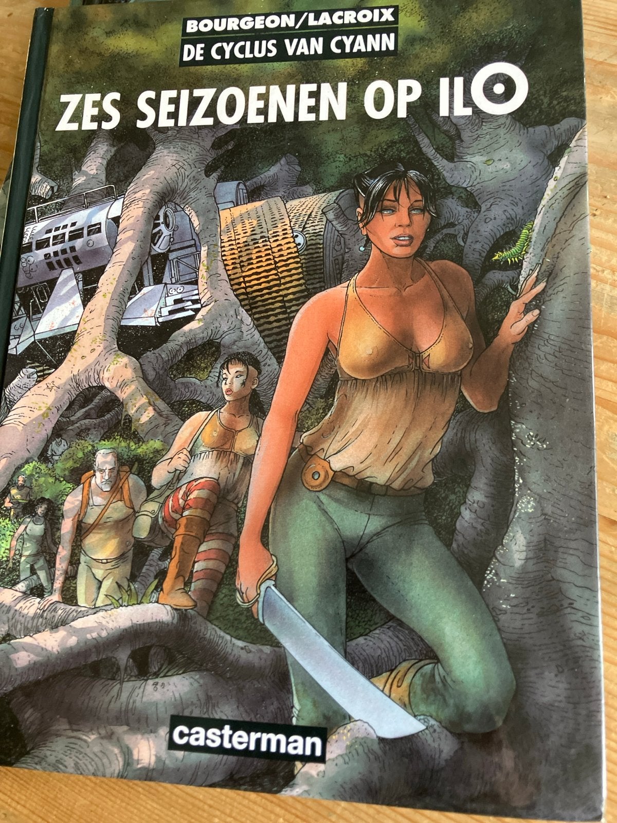 Zes Seizoenen op Ilo - De Cyclus van Cyann, Boeken, Eén stripboek, Ophalen of Verzenden, Zo goed als nieuw