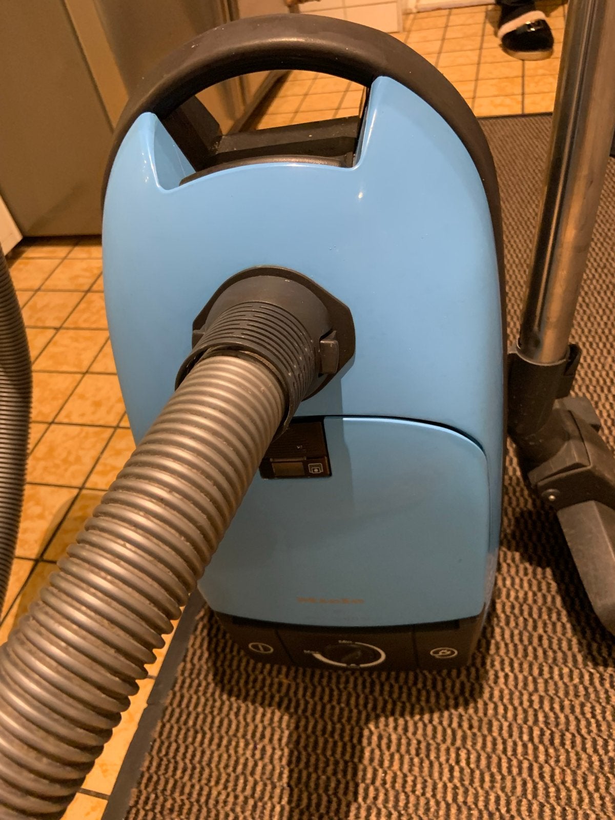 Miele S381 Sledestofzuiger - Krachtig en Compleet, Stofzak, Inclusief accessoires, Gebruikt, Ophalen of Verzenden