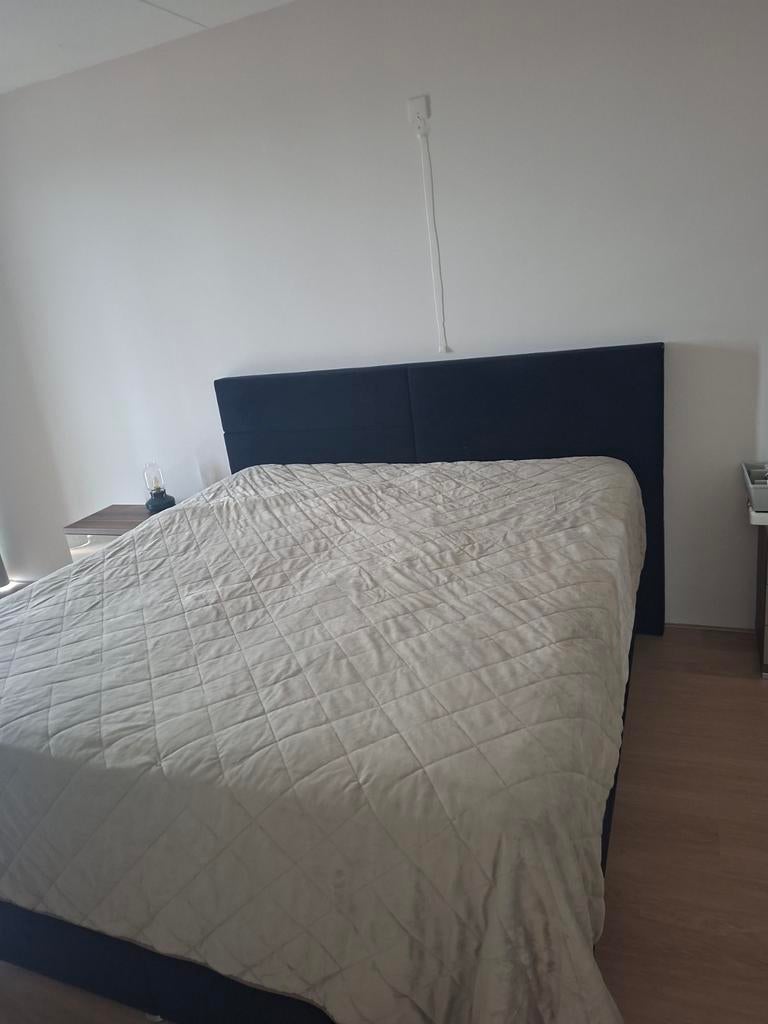 Tweepersoons boxspring met hoofdbord - Zwart, Blauw, Tweepersoons, Ophalen of Verzenden, Zo goed als nieuw