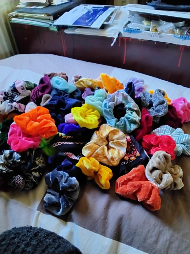 scrunchies, chrunchies, allerlei kleuren, Ophalen, Nieuw, Haarspeld