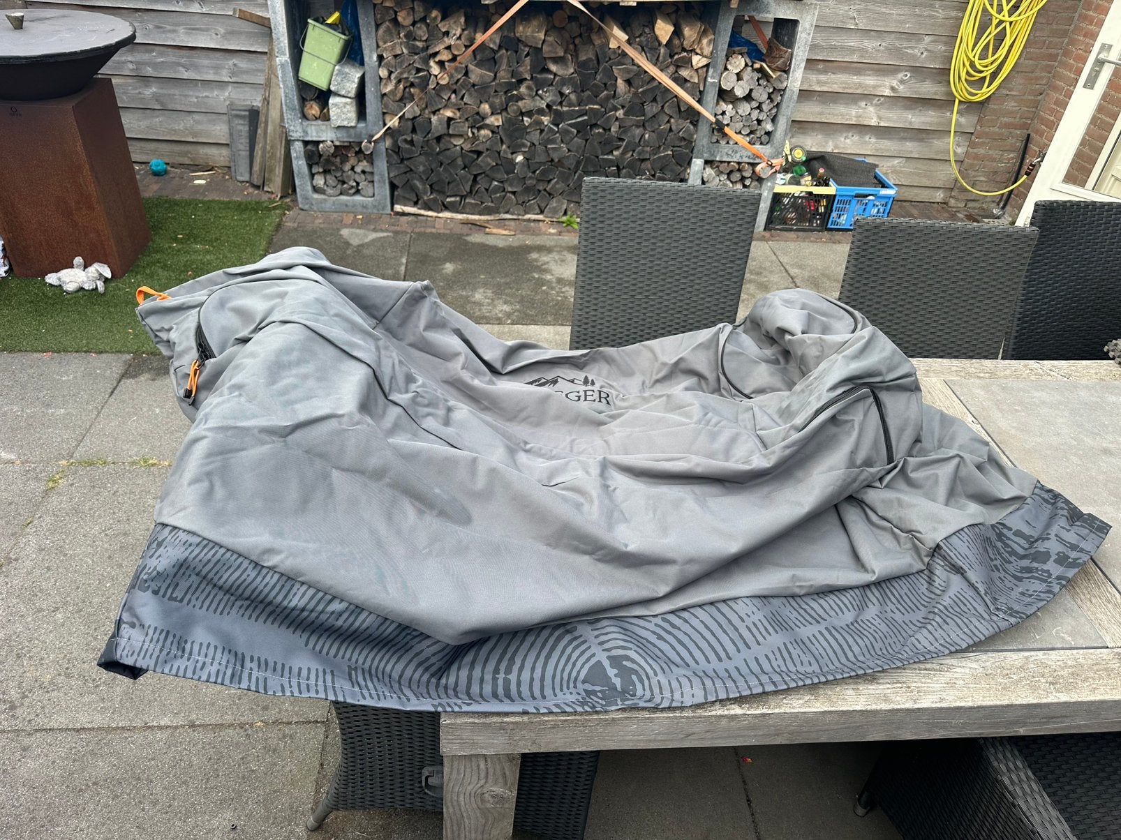 Hoes treager timberline xl, Ophalen, Zo goed als nieuw
