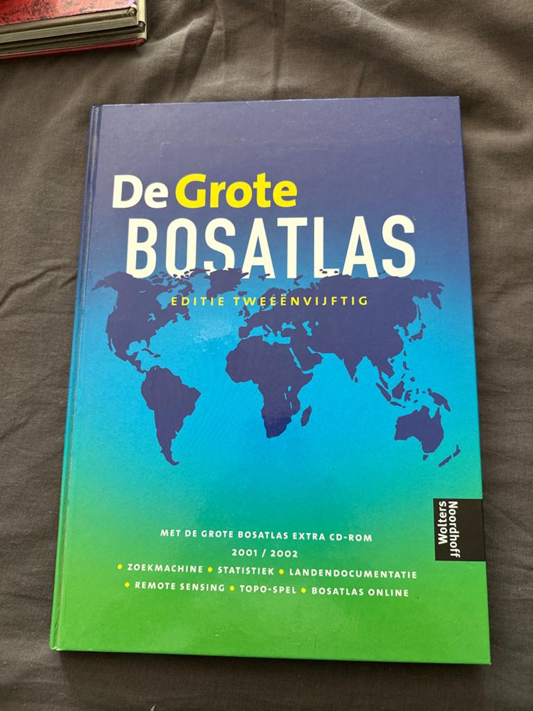 De Grote Bosatlas Editie Tweeënvijftig 2001/2002, Boeken, Gelezen, Bosatlas, 2000 tot heden, Ophalen of Verzenden
