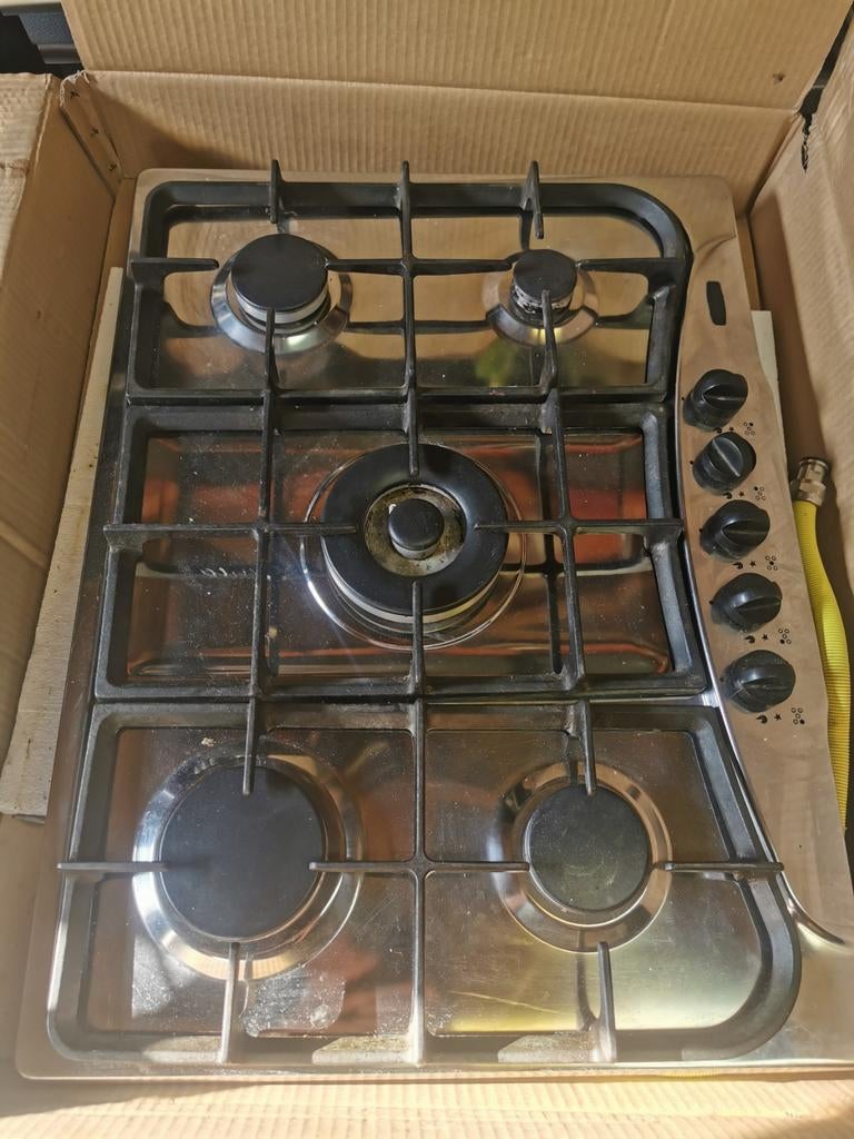 Gebruikt gasfornuis met 5 pitten, Witgoed en Apparatuur, Fornuizen, Ophalen, Gebruikt, Minder dan 85 cm, 60 cm of meer