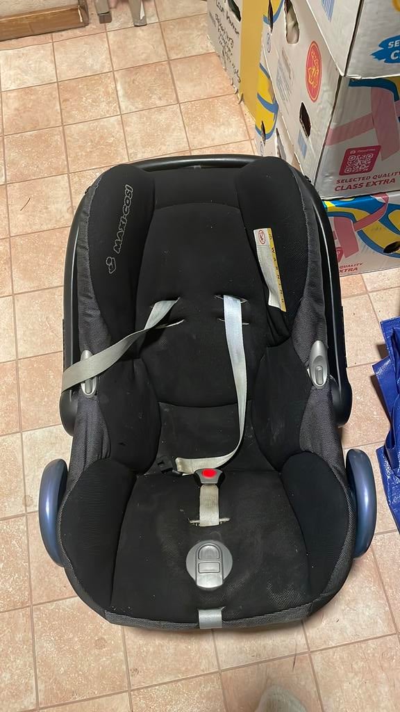 Maxi cosie, Ophalen, Autogordel, Zo goed als nieuw, 0 t/m 13 kg