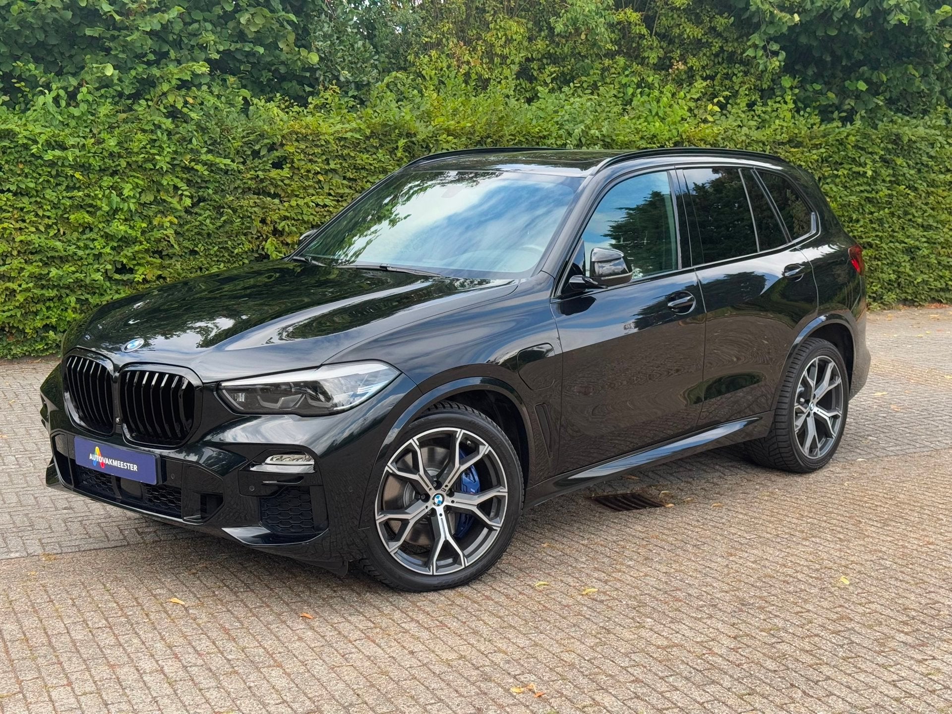BMW X5 XDrive45e | M-Sport | Night Vision| Soft-Close | Sky, Automaat, Gebruikt, 394 pk, Zwart