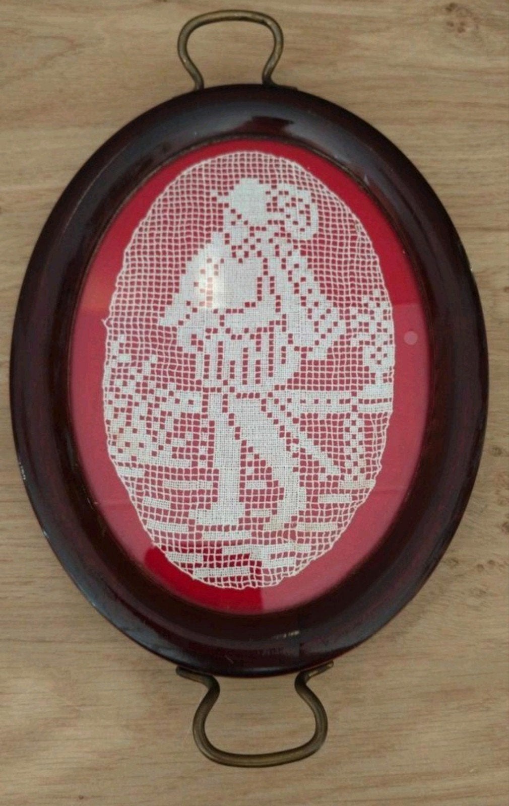 Antiek houten dienblad met handgemaakt kant, Verzenden