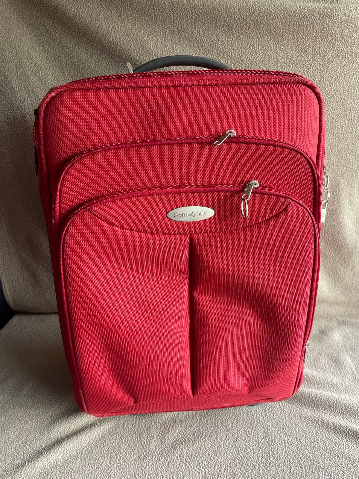 Samsonite Explorer reiskoffer rood met wieltjes en slot, Sieraden, Tassen en Uiterlijk, Koffers, Ophalen, Overige materialen, 50 tot 60 cm