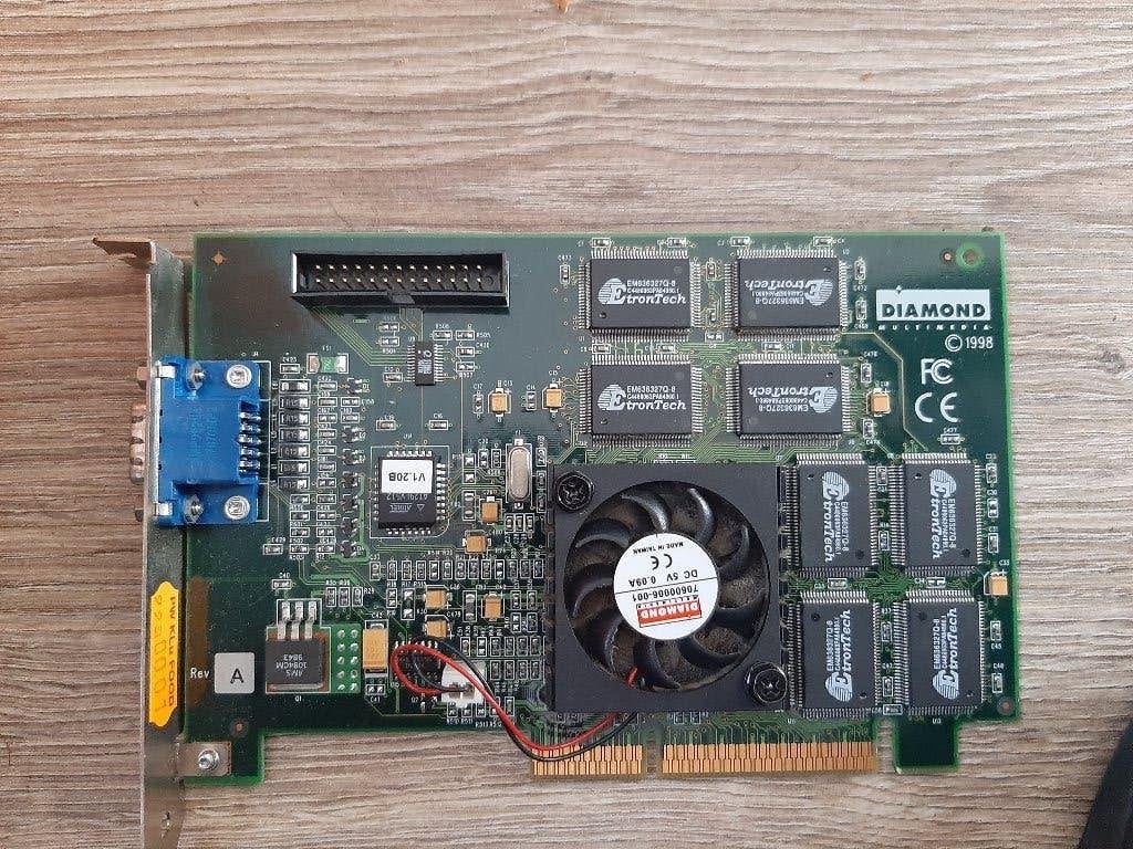 Retro videokaart Diamond Monster Fusion 16MB SGRAM AGP, Computers en Software, Ophalen, Diamond Multimedia