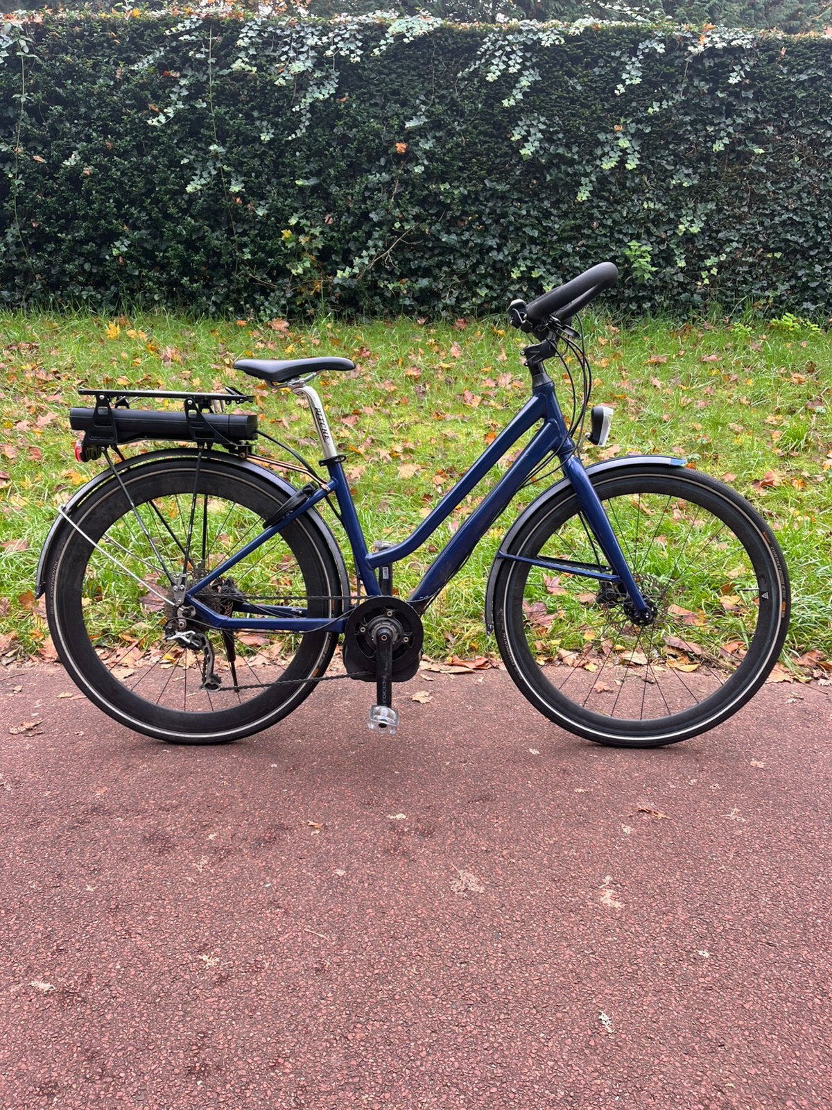 Scott elektrische fiets met Bosch middenmotor, Fietsen en Brommers, Fietsen | Dames | Damesfietsen, Ophalen, Zo goed als nieuw
