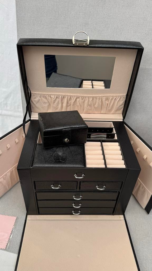 Luxe Zwarte Sieradendoos met Spiegel en Lades, Sieraden, Tassen en Uiterlijk, Beautycases, Zo goed als nieuw, Hardcase, Zwart