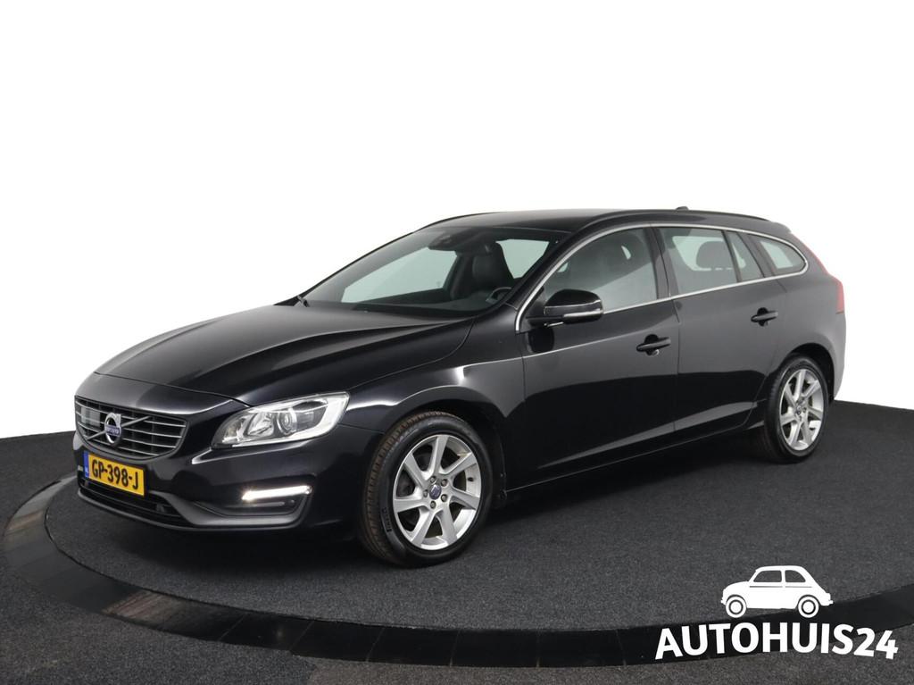Volvo V60 2.0 D3 Momentum 5-CIL|AUT|LEDER|ACC|TREKHAAK|XENON, Auto's, Euro 5, 136 pk, Gebruikt, Zwart