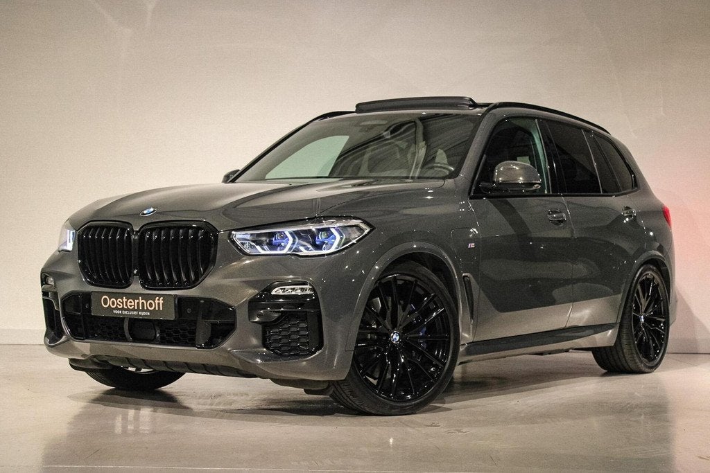 BMW X5 xDrive45e High Executive M-sport H&K | PANO | LASER, Gebruikt, 394 pk, Adaptive Cruise Control, Vierwielaandrijving