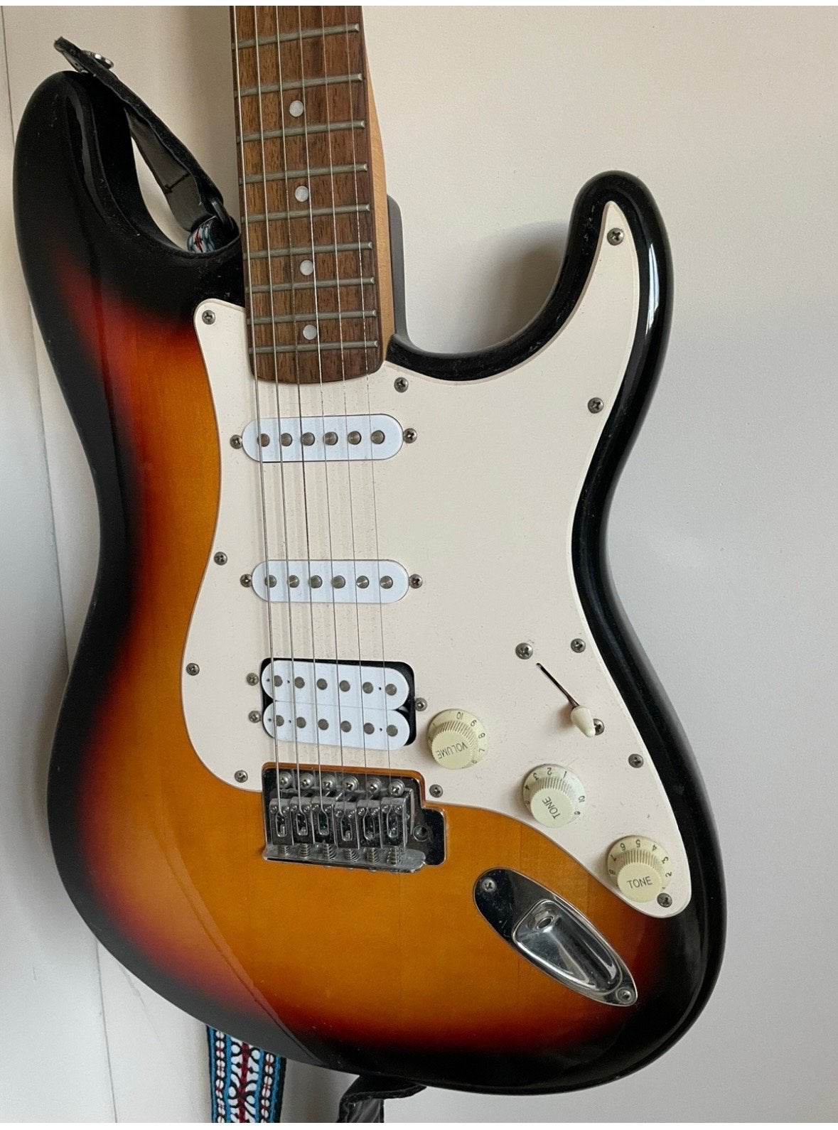 Squier Stratocaster elektrische gitaar, Ophalen, Zo goed als nieuw, Solid body, Fender