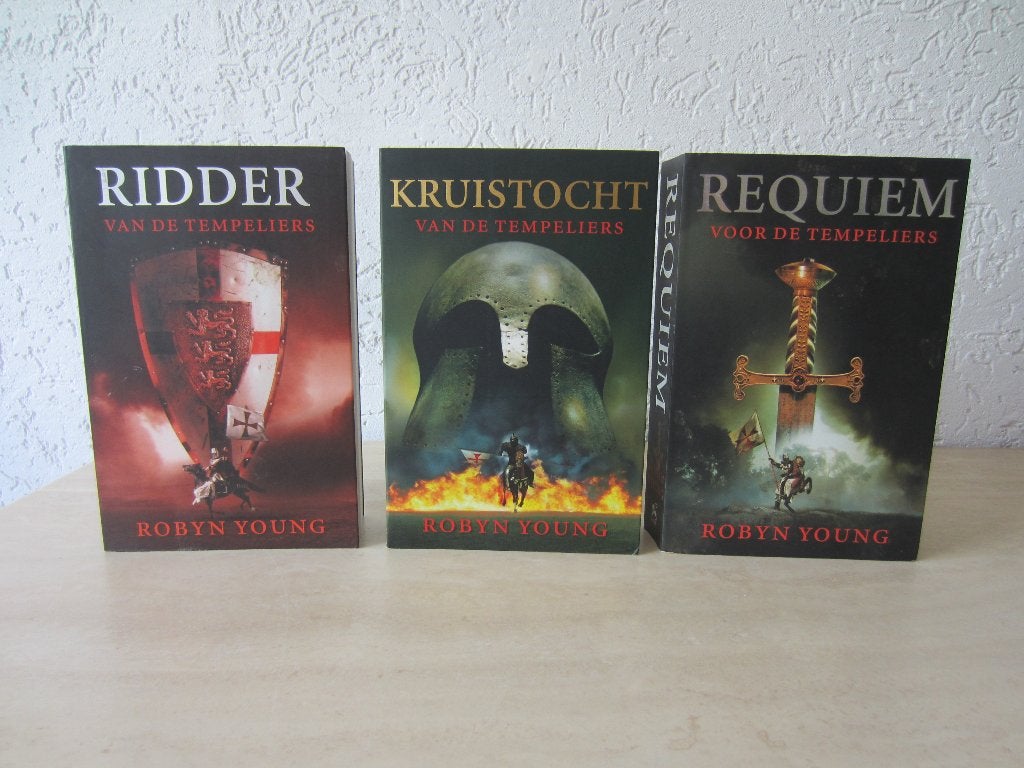 Robyn Young De trilogie van de tempeliers Kruistocht etc., Ophalen of Verzenden, Zo goed als nieuw