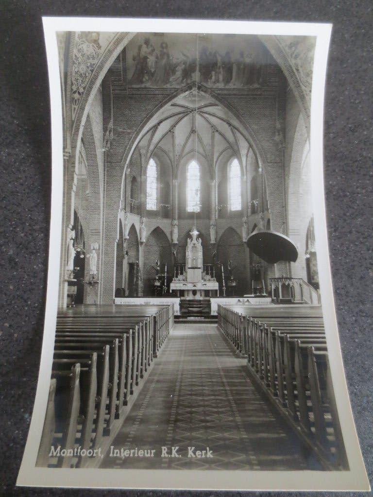 Ansichtkaart : Montfoort Interieur R.K.Kerk. Ongelopen kaart, Ophalen of Verzenden, 1960 tot 1980, Ongelopen, Utrecht