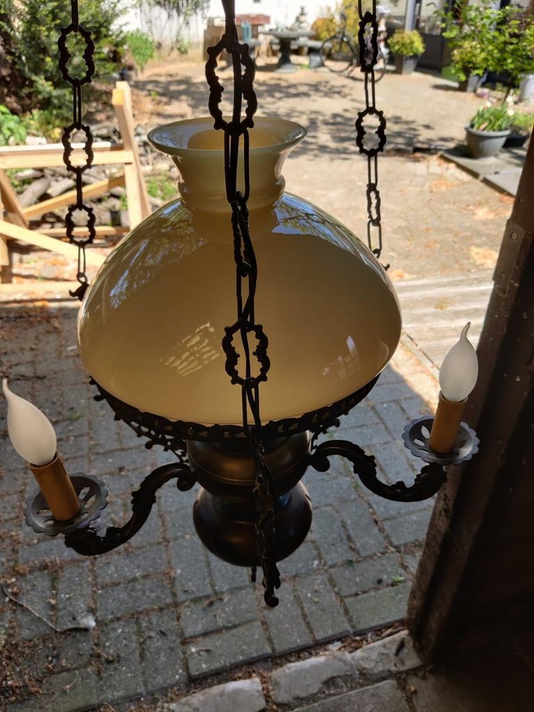Antieke hanglamp met glazen kap en metalen details, Ophalen, Gebruikt, Glas, Antiek, Klassiek