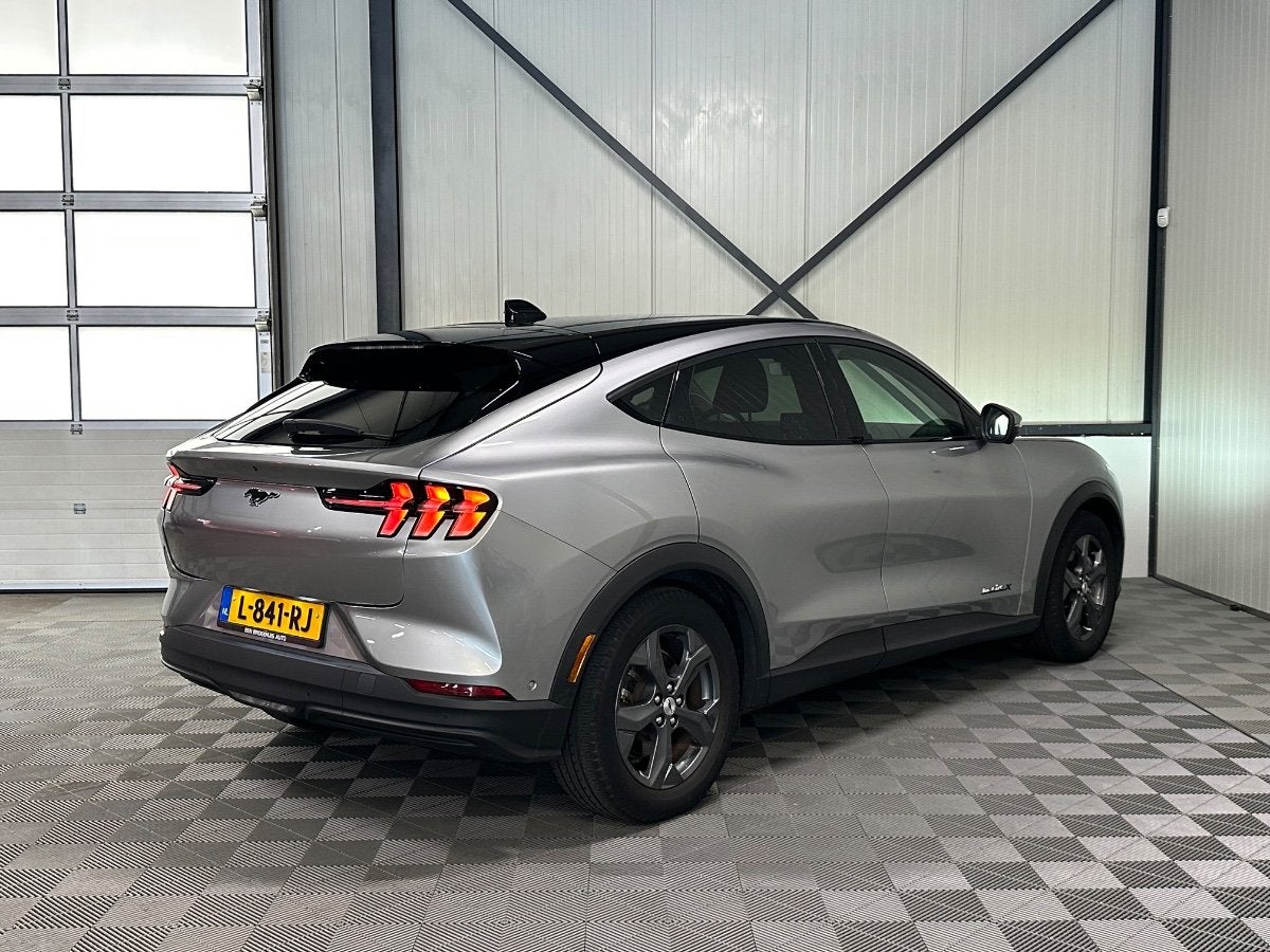 Ford Mustang Mach-E Extended RWD 98kWh | SoH 92% | Pano | Le, Auto's, Ford, 98 kWh, Gebruikt, 750 kg, 600 km