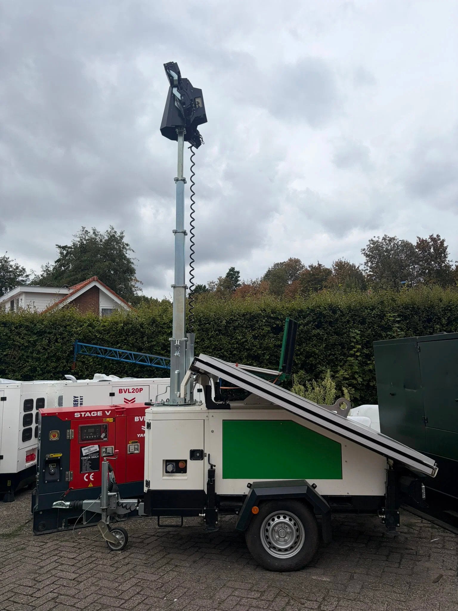 Trime X-Solar Licht mast 4 x LED PV paneel full battery trai, Zo goed als nieuw, Overige typen