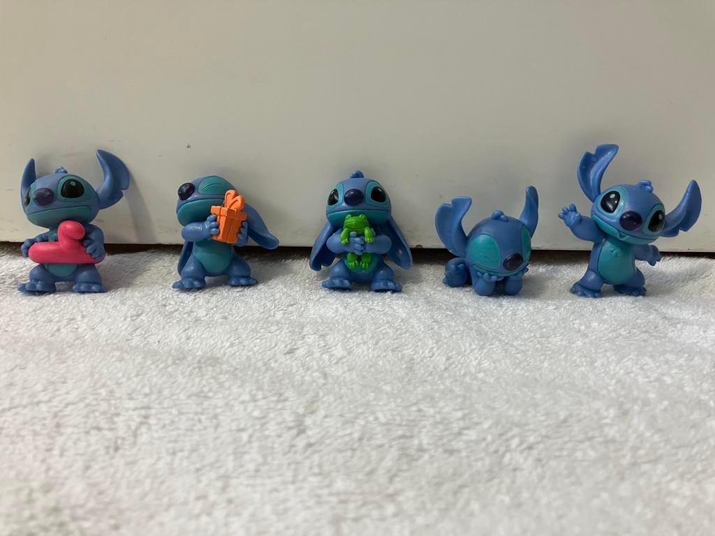 5 stitch disney figuurtjes / poppetjes, Ophalen of Verzenden, Zo goed als nieuw