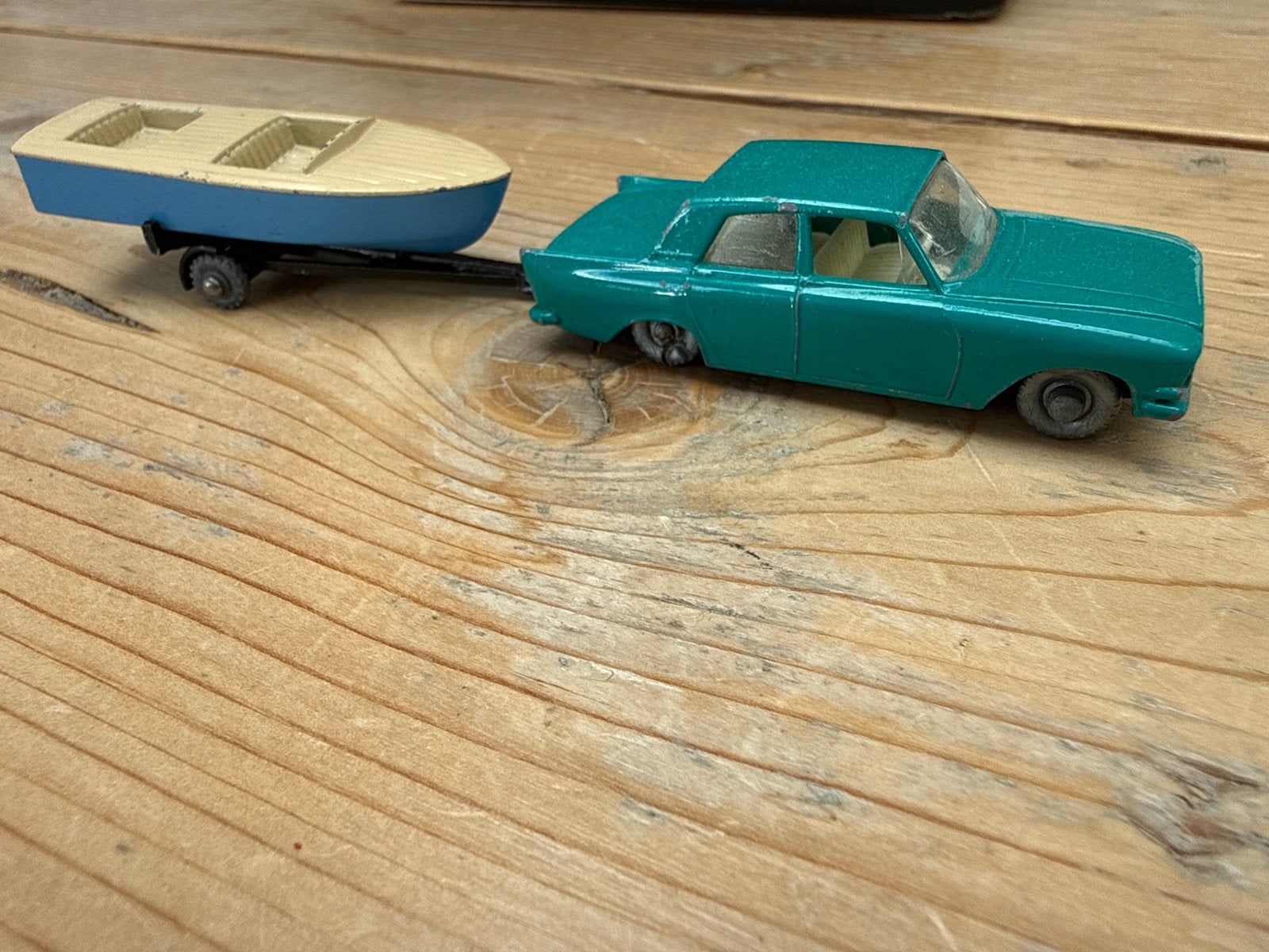 Vintage Lesney Matchbox Ford Zephyr 6 met boot en trailer, Ophalen of Verzenden, Gebruikt, Auto