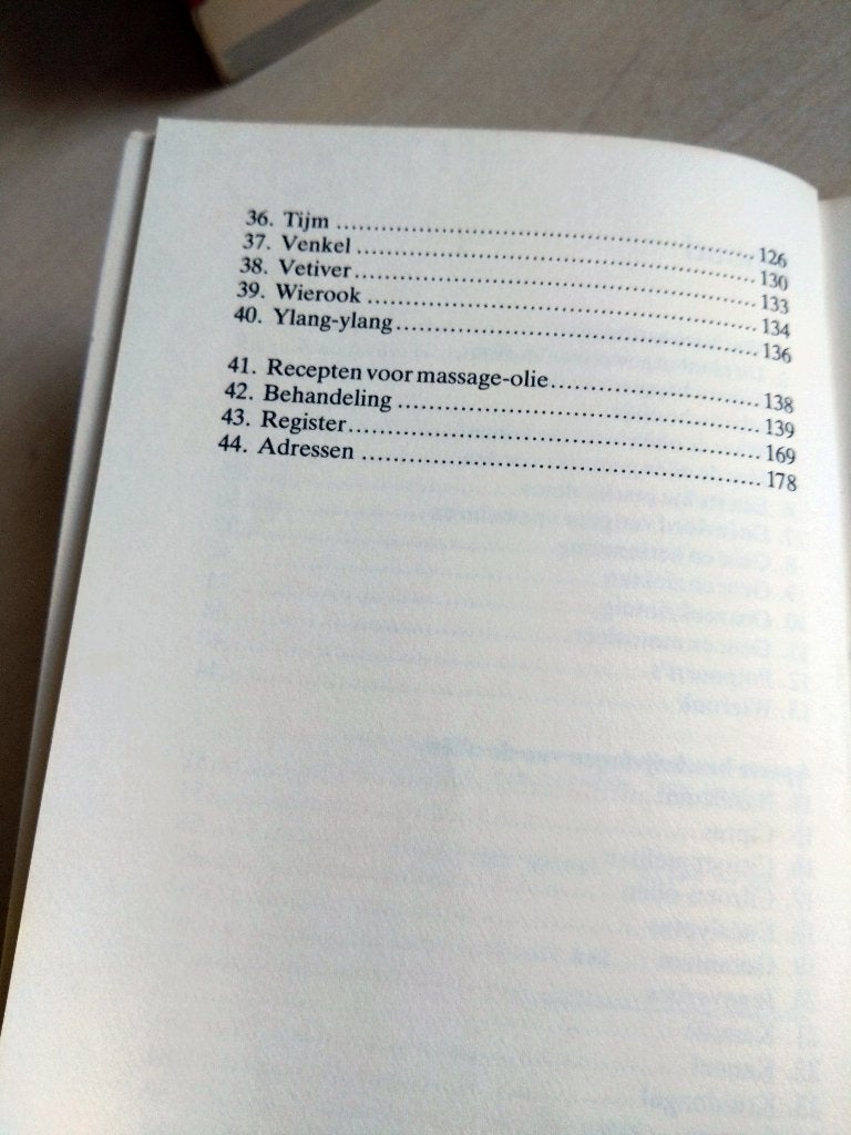 aromatherapie, Achtergrond en Informatie, Ophalen of Verzenden, Zo goed als nieuw, Overige onderwerpen