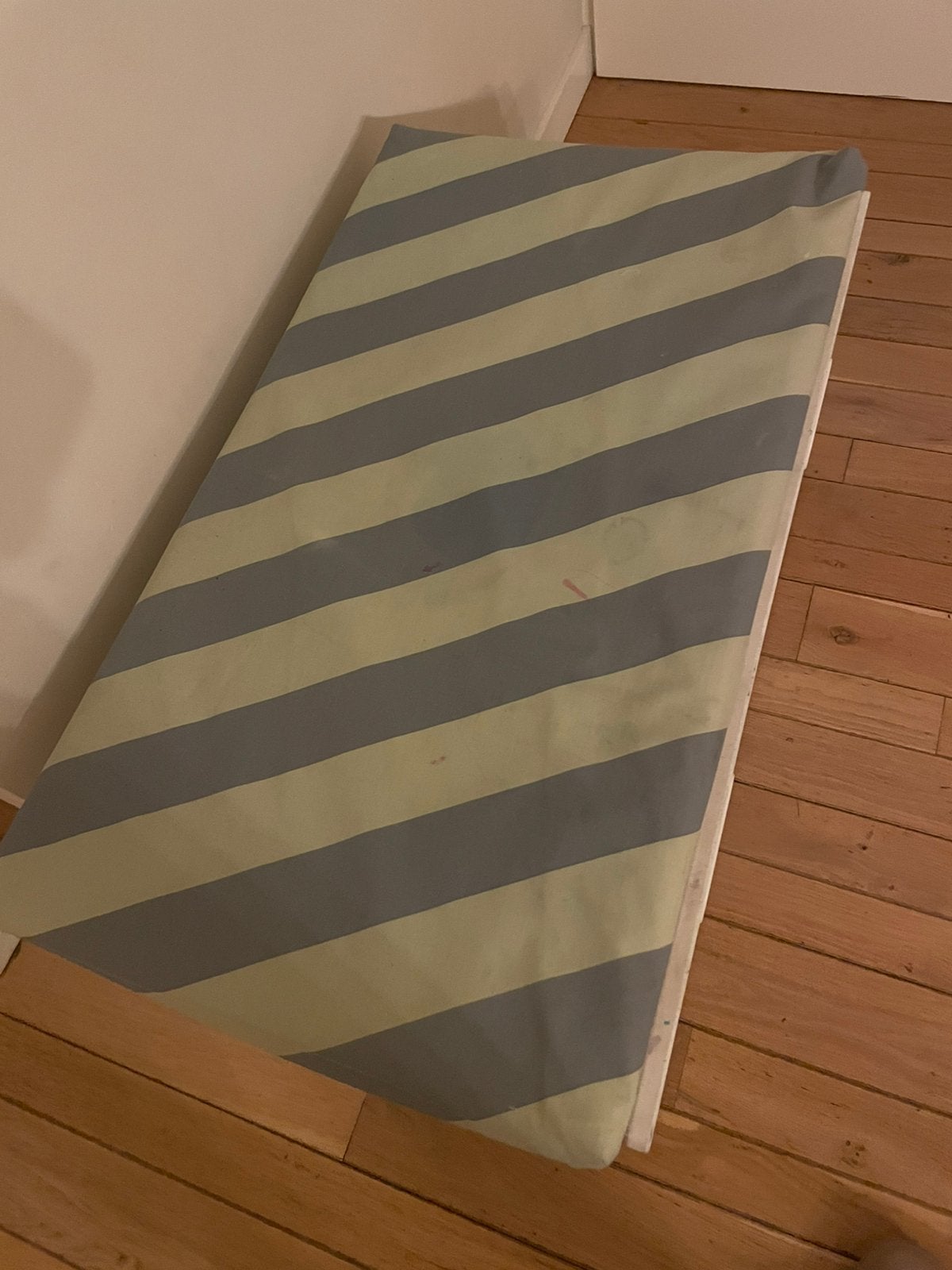 Ikea stuva kinderbureau met rollade, Ophalen, Gebruikt, Tafel(s)