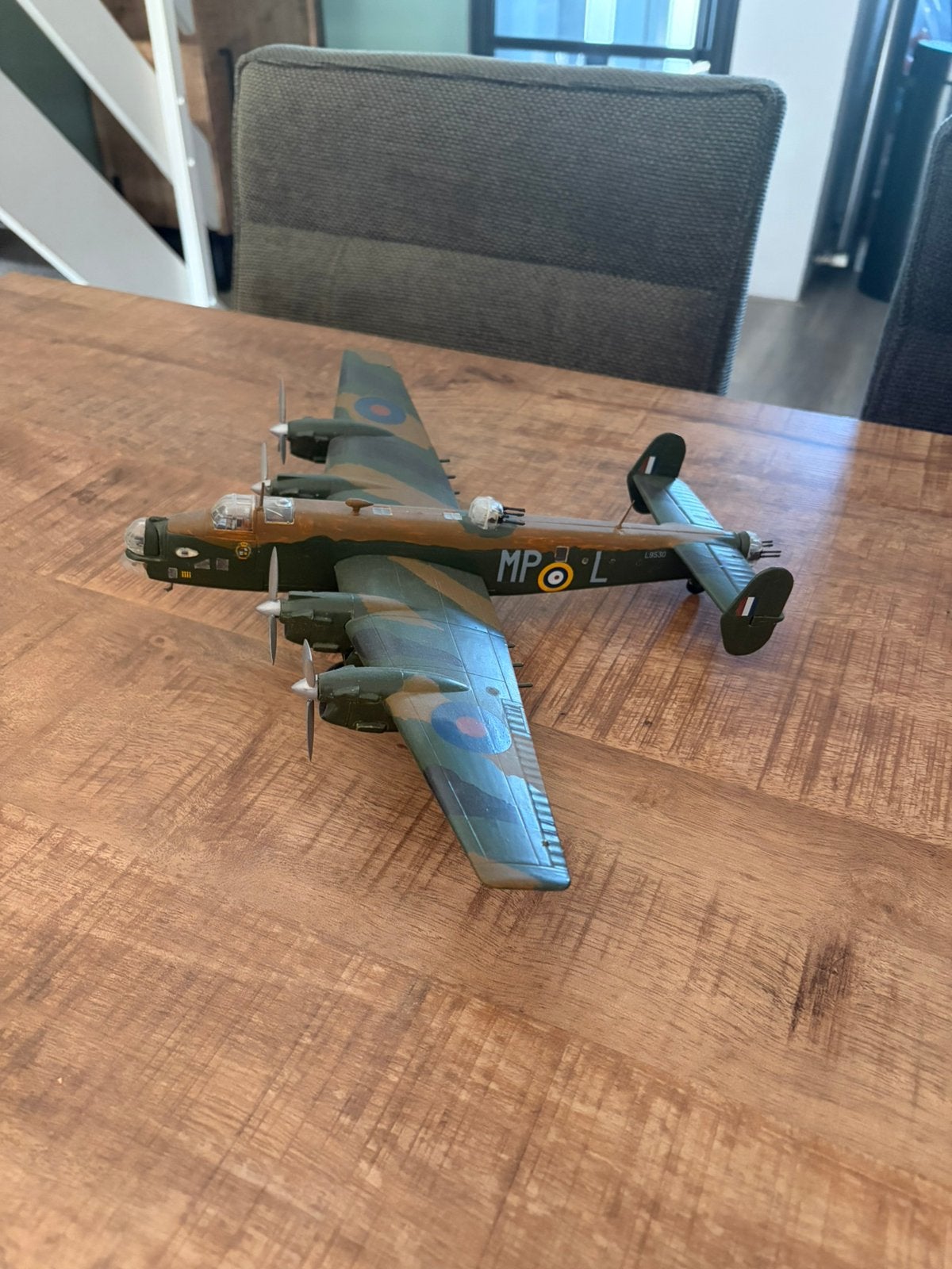 Britse bommenwerper ww2 1/72, Overige merken, 1:72 tot 1:144, Ophalen of Verzenden, Zo goed als nieuw