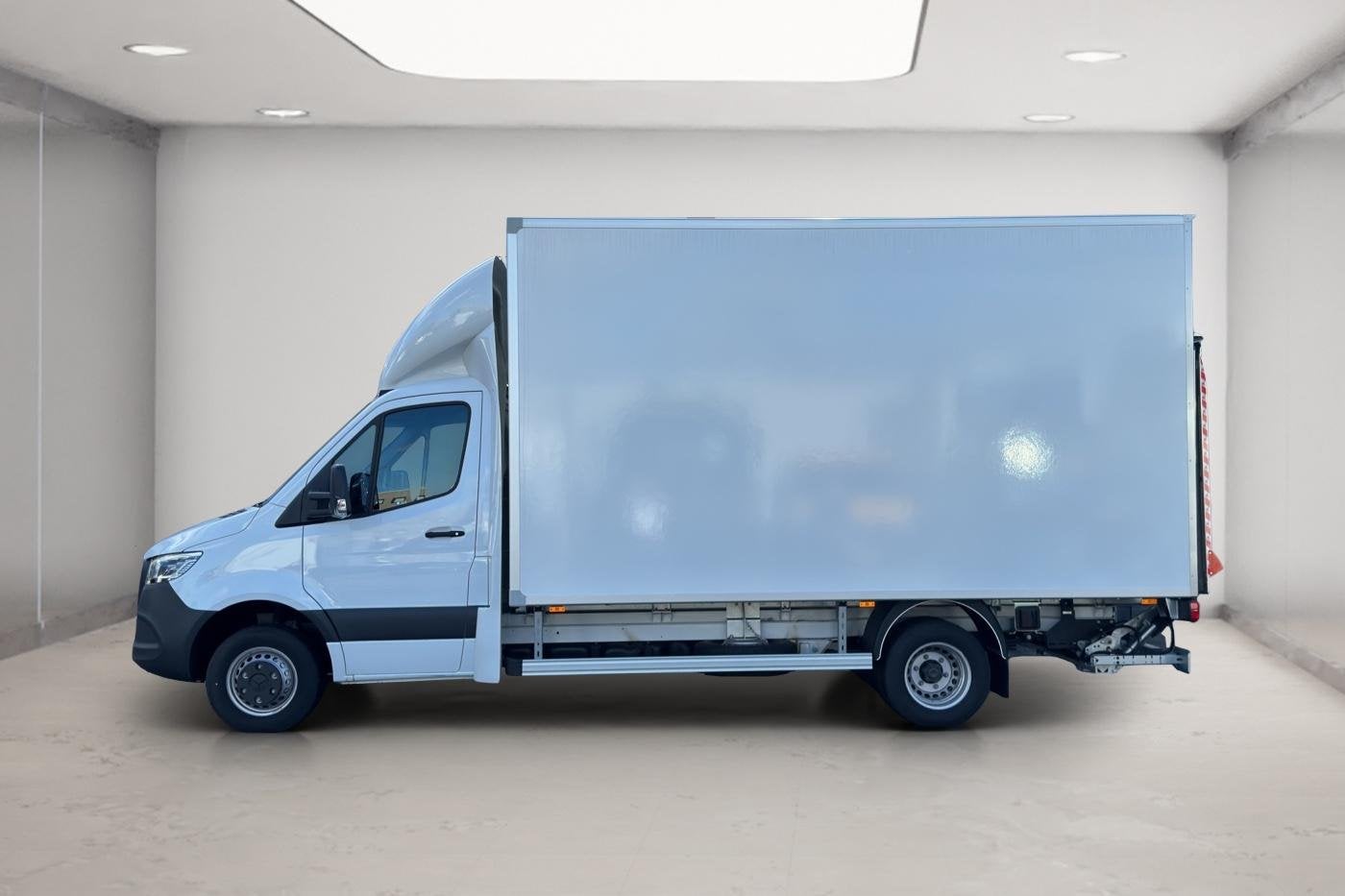 Mercedes-Benz Sprinter 519 Bakwagen + Laadklep 1000kg (N1), Auto's, Automaat, Gebruikt, 2000 kg, Wit