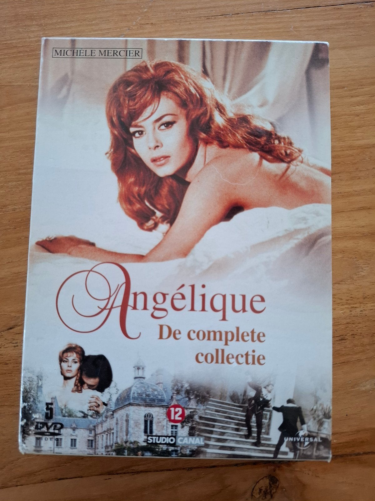 Angelique de complete serie, Ophalen of Verzenden, Zo goed als nieuw